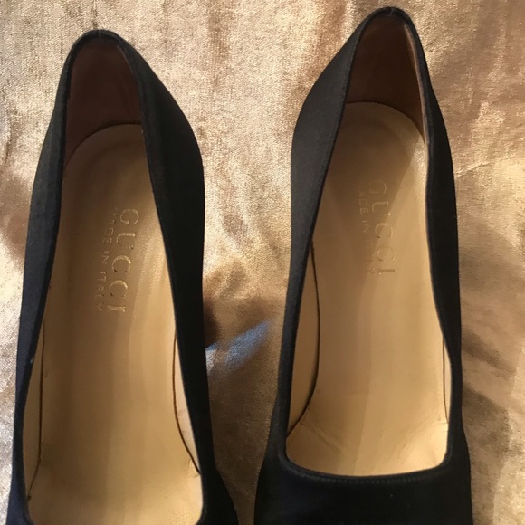 Satin Gucci Heels - Picture 5 of 7